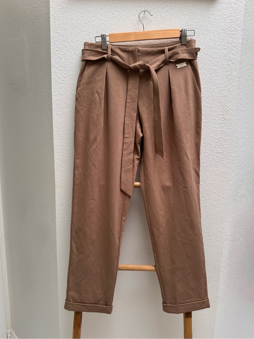 High-Rise Paperbag Tie Waist Joggers - Brown